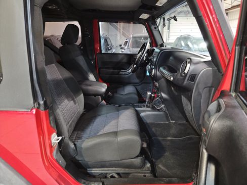 Used 2011 Jeep Wrangler Sport AWD/4WD image 22