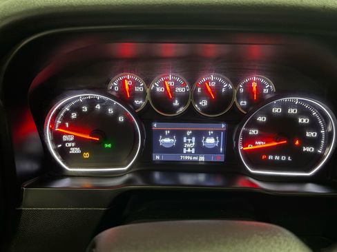 Used 2019 Chevrolet Silverado 1500 LT Trail Boss AWD/4WD image 14