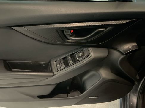 Used 2018 Subaru Crosstrek 2.0i Premium image 13