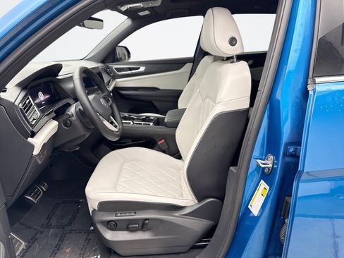 Used 2024 Volkswagen Atlas Cross Sport SEL Premium R-Line image 11