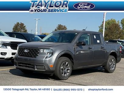 New 2025 Ford Maverick XLT w/ XLT Luxury Package