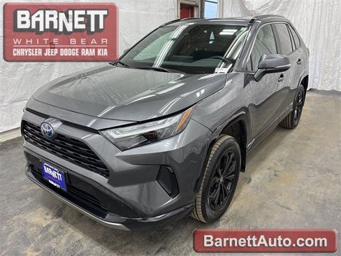 Used 2022 Toyota RAV4 SE w/ Convenience Package AWD/4WD image 1