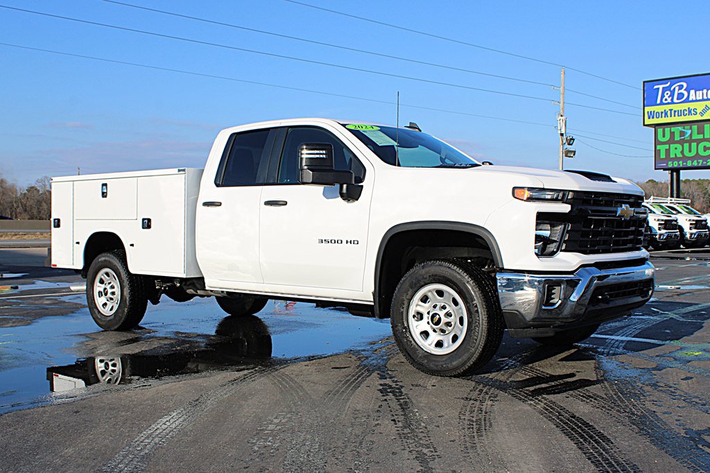 Used 2024 Chevrolet Silverado 3500 W/T w/ WT Convenience Package RWD image 3