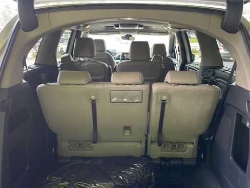 Used 2024 Honda Odyssey Touring image 16