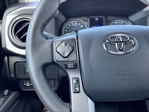 Used 2023 Toyota Tacoma TRD Off-Road w/ TRD Premium Off Road Package image 23