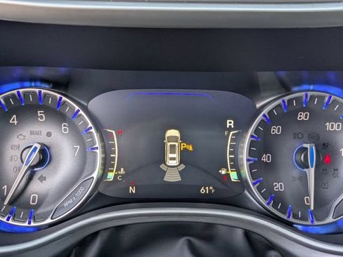 New 2026 Chrysler Pacifica Select FWD image 25