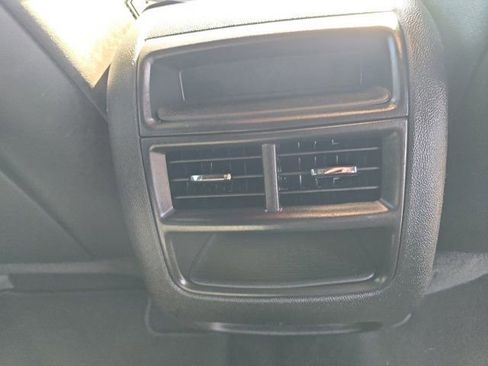 Used 2025 Cadillac XT5 Premium Luxury FWD image 22
