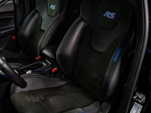 Used 2017 Ford Focus RS AWD/4WD image 12
