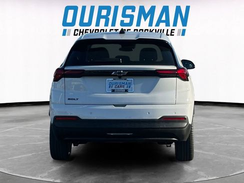 New 2027 Chevrolet Bolt LT w/ Comfort Package image 5