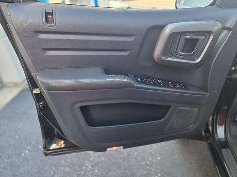 Used 2014 Honda Ridgeline SE image 16