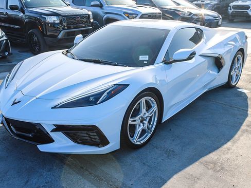 Used 2023 Chevrolet Corvette Stingray Premium Cpe image 3