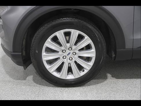 Certified 2023 Ford Explorer Limited w/ Equipment Group 301A AWD/4WD image 24