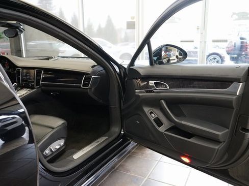 Used 2014 Porsche Panamera 4S Executive w/ Sport Chrono Package image 48