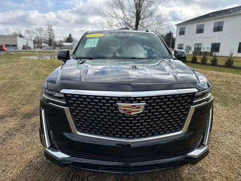 Used 2022 Cadillac Escalade Premium Luxury image 10