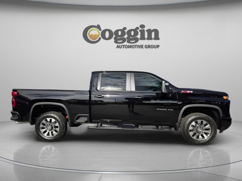 New 2026 Chevrolet Silverado 2500 Custom w/ Custom Value Package image 4