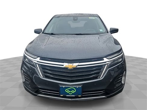 Used 2022 Chevrolet Equinox LT w/ Driver Convenience Package image 1