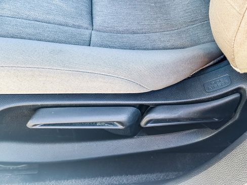 Certified 2023 Honda Accord LX image 23