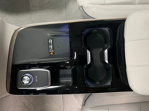 New 2026 Buick Enclave Avenir w/ Super Cruise Package image 24