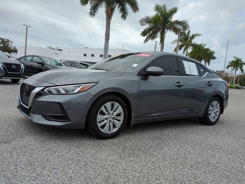 Certified 2022 Nissan Sentra S image 2