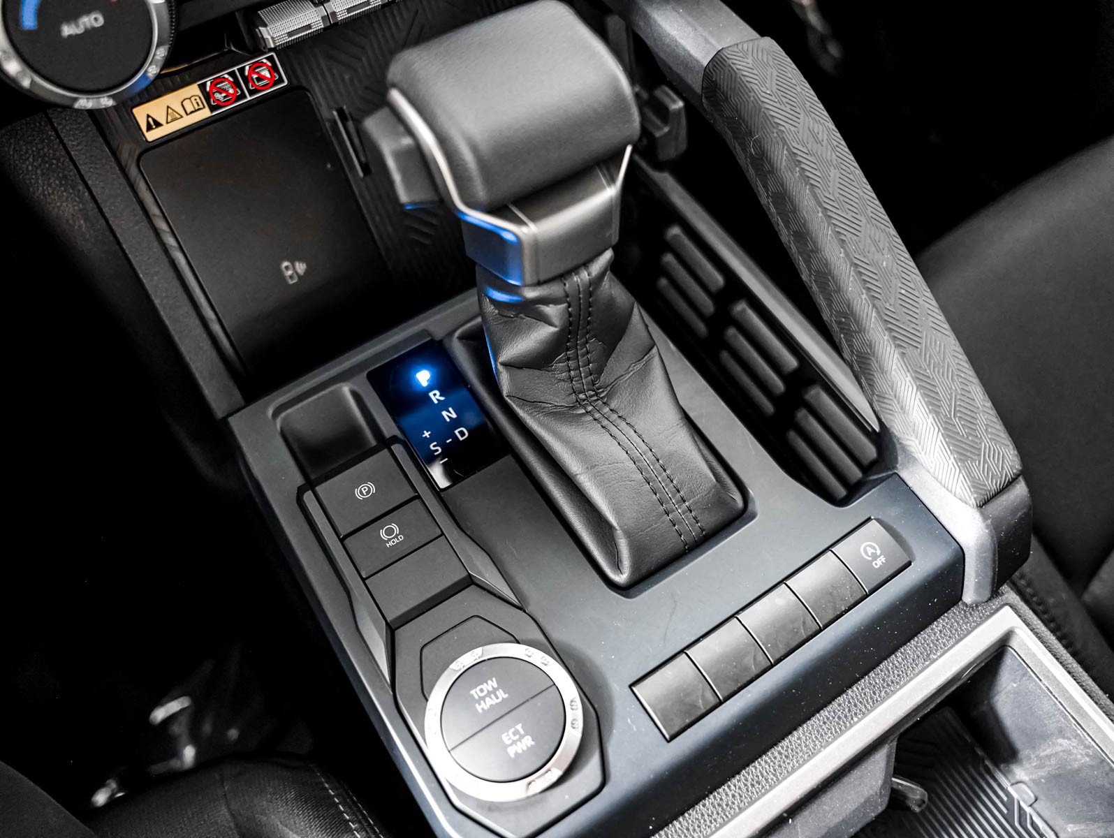 Used 2025 Toyota Tacoma SR5 RWD image 15