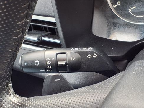 Used 2024 Mitsubishi Outlander SE Black Edition FWD image 22