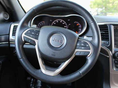 Used 2015 Jeep Grand Cherokee Limited AWD/4WD image 17