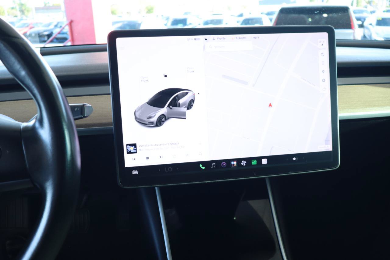 Used 2018 Tesla Model 3 Long Range RWD image 19