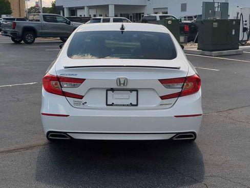 Used 2022 Honda Accord Sport image 7