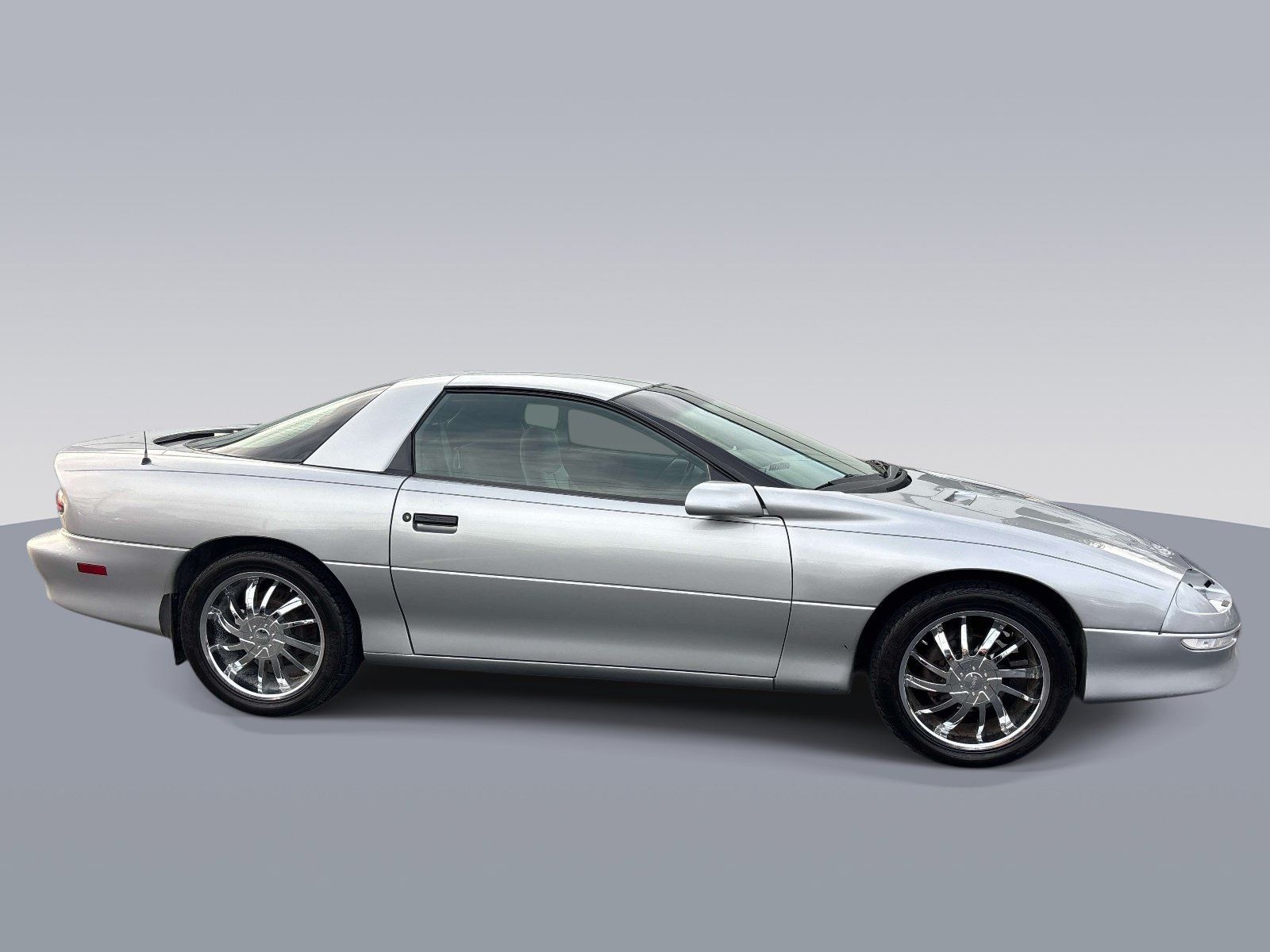 Used 1993 Chevrolet Camaro LT RWD image 2