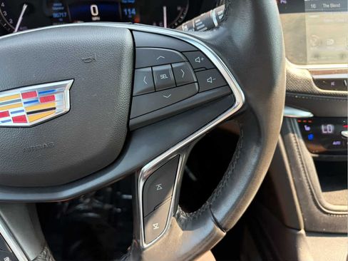 Used 2019 Cadillac XT5 Luxury AWD/4WD image 15