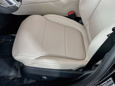 Certified 2026 Mercedes-Benz C 300 4MATIC Sedan image 19
