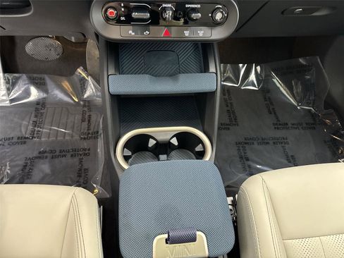 Used 2025 MINI Cooper Countryman S w/ Comfort Package Max image 23