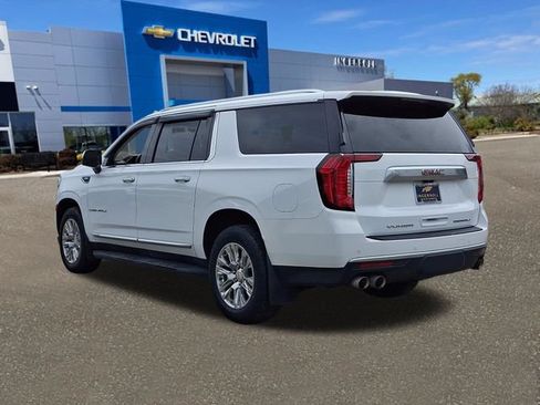 Used 2022 GMC Yukon XL Denali w/ Advanced Technology Package AWD/4WD image 24