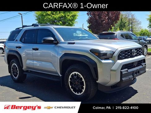 Used 2025 Toyota 4Runner TRD Off-Road AWD/4WD image 3