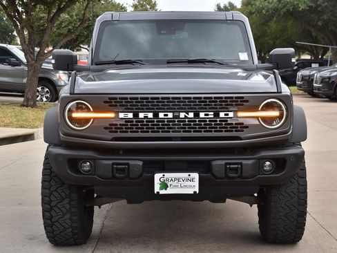 Used 2023 Ford Bronco Badlands AWD/4WD image 3