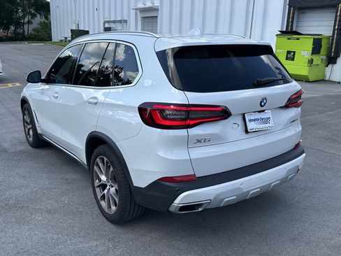 Used 2022 BMW X5 xDrive40i w/ Executive Package AWD/4WD image 8