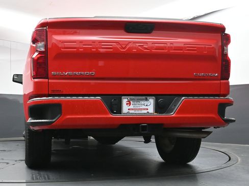 Used 2025 Chevrolet Silverado 1500 Custom image 30