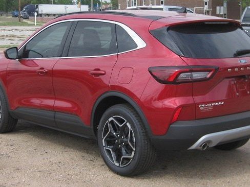 New 2026 Ford Escape Platinum w/ Equipment Group 601A AWD/4WD image 3