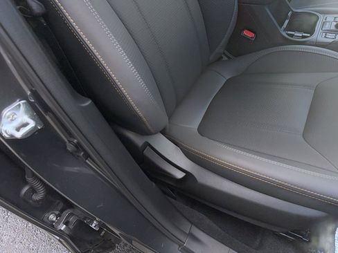 Used 2025 Subaru Forester Wilderness w/ Convenience Package image 8