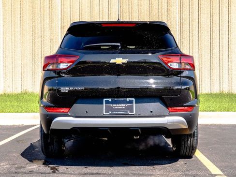 New 2026 Chevrolet TrailBlazer LT w/ LT Cold Weather Package AWD/4WD image 8
