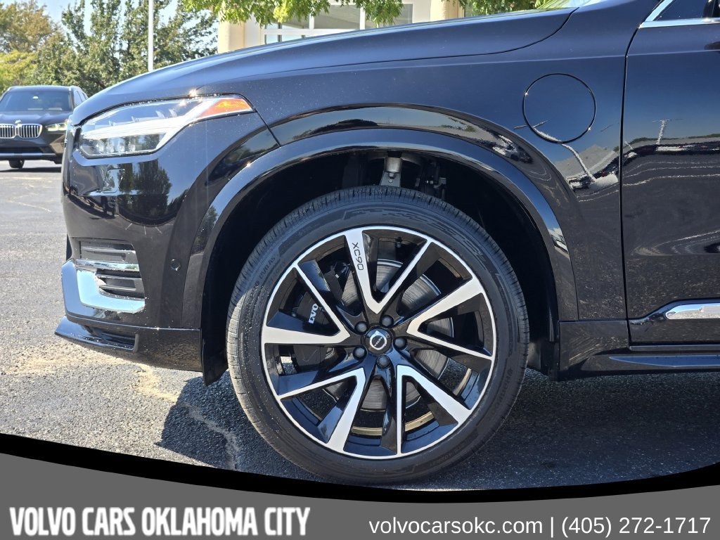 Certified 2024 Volvo XC90 T8 Ultimate w/ Lounge Package AWD/4WD image 6