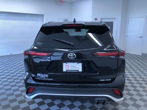Certified 2025 Toyota Highlander XSE AWD/4WD image 13