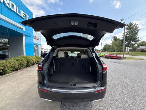 Used 2021 Buick Enclave Essence w/ Trailering Package, 5000 lbs. AWD/4WD image 8