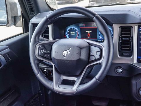 Certified 2025 Ford Bronco Outer Banks image 14