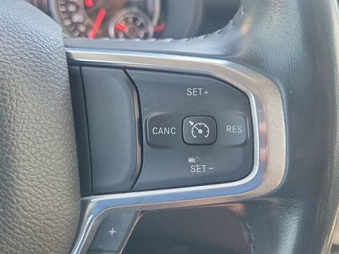 Used 2022 RAM 1500 Laramie AWD/4WD image 19