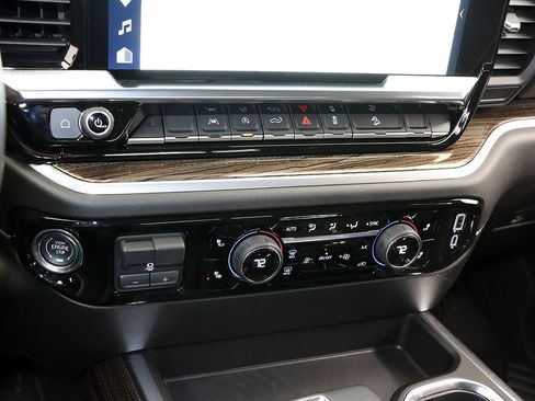 New 2026 Chevrolet Silverado 1500 LT AWD/4WD image 24