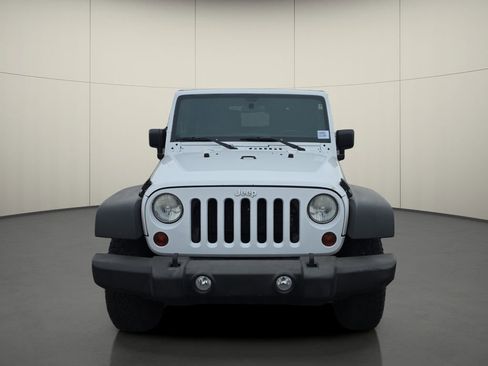 Used 2013 Jeep Wrangler Sport w/ Connectivity Group AWD/4WD image 2