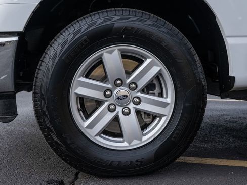 Used 2023 Ford F150 XL w/ Trailer Tow Package image 8