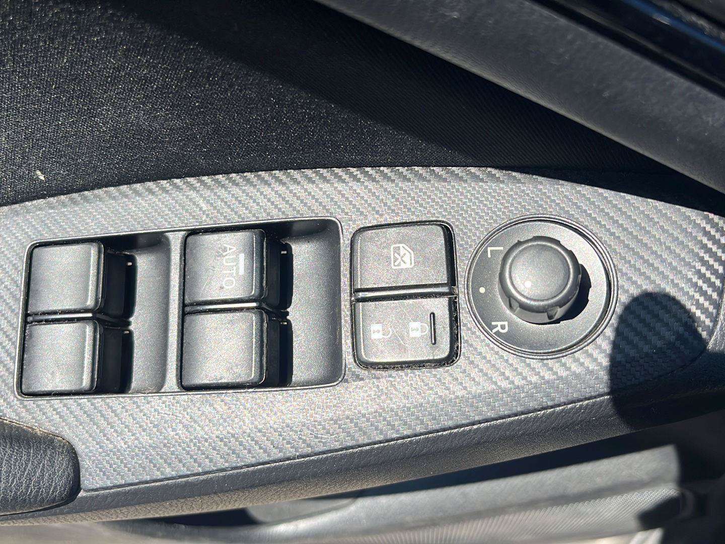 Used 2014 MAZDA MAZDA3 i Sport FWD image 6
