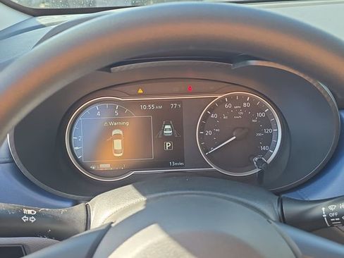 New 2025 Nissan Versa SV w/ Trunk Package FWD image 33